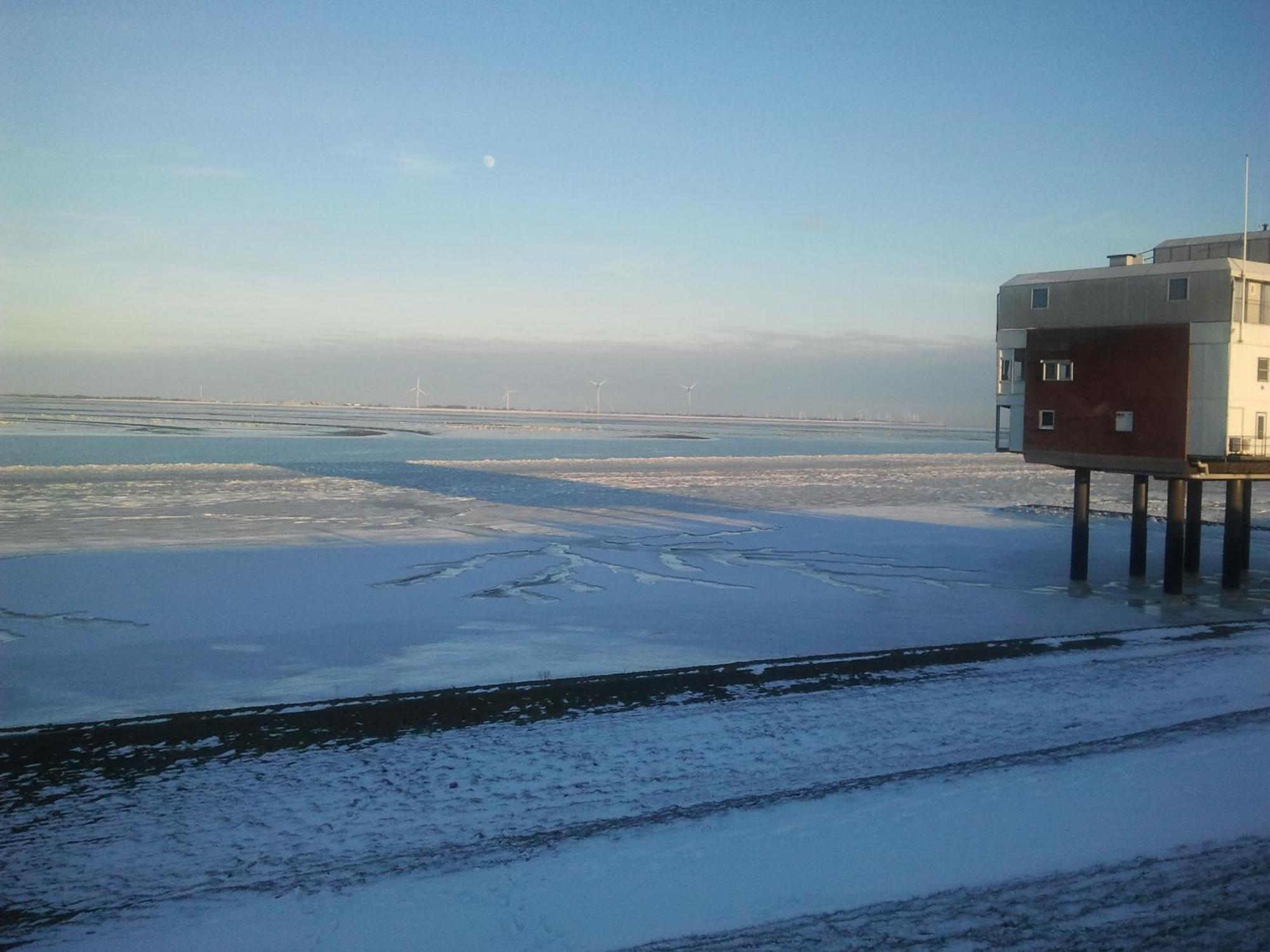 Eemshotel Delfzijl Bagian luar foto